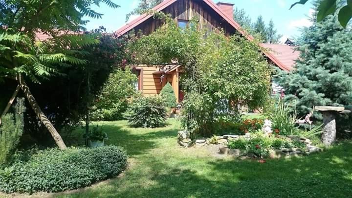 Agroturystyka W Ogrodach Санок Экстерьер фото